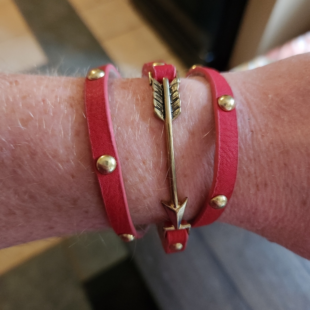 Red wrap bracelet